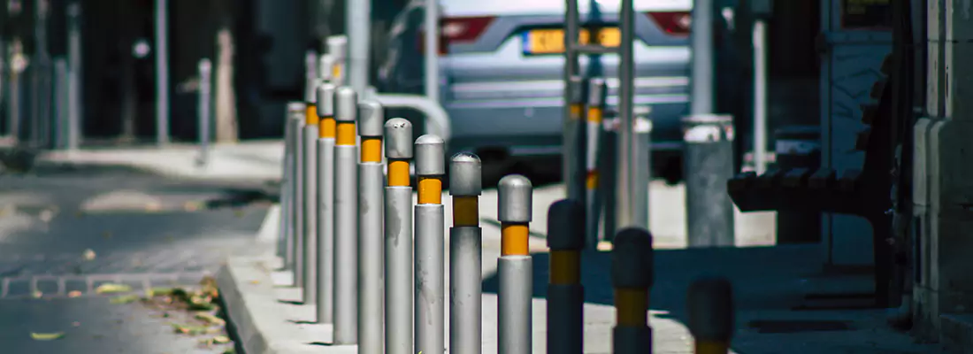 Safe and Convenient Retractable Barrier Column Systems for Properties in West Little River, FL